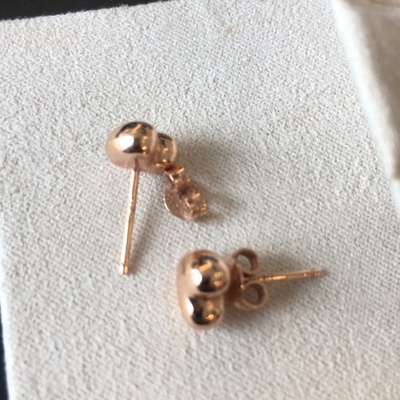 14k Solid Rose Gold Puff Heart Studs! - Picture 5 of 5